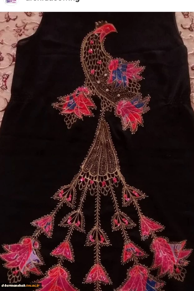 نرگس تبار