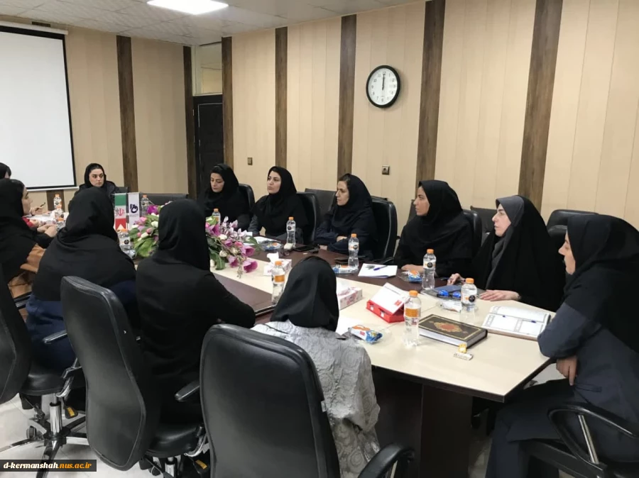 جلسه هماهنگی انجمن های علمی دانشکده فنی و حرفه ای دختران کرمانشاه 4