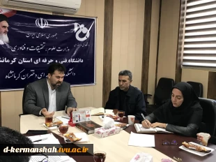 جلسه استانی بررسی عملکرد انجمن های علمی دانشجویی 7