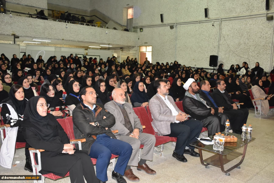 برگزاری مراسم شب یلدا در دانشکده فنی و حرفه ای دختران کرمانشاه 3
