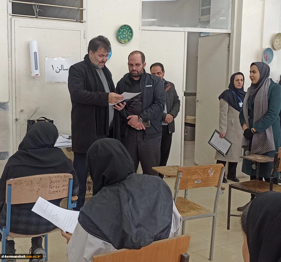 بازدید ریاست محترم استان از سالن های امتحانات پایان نیمسال اول 1403-1402 3