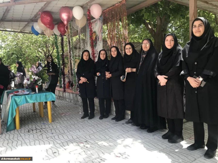 برگزاری مراسم ولادت با سعادت حضرت معصومه (س) و روز دختر در دانشکده فنی و حرفه ای دختران کرمانشاه 2