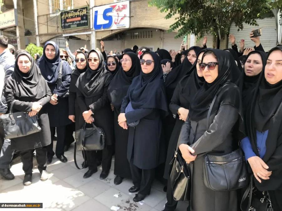 پرسنل، اساتید و دانشجویان دانشکده فنی و حرفه ای دختران کرمانشاه در مراسم اجتماع عزاداران شهادت رییس جمهور مردمی و محبوب و همراهانشا 2