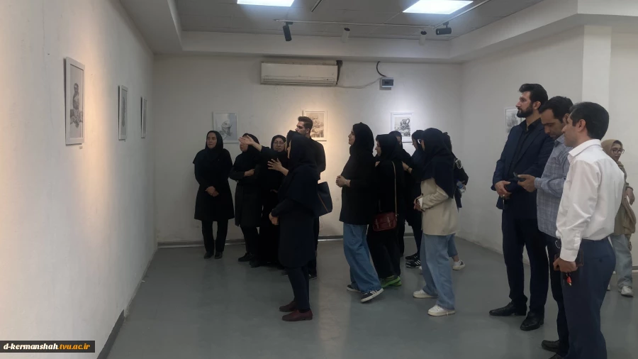 نمایشگاه آثار هنرهای تجسمی دانشجویان در مجتمع فرهنگی-هنری شهید آوینی 9