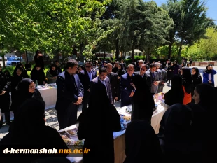 به مناسبت روز ملی نان و گندم،  بازارچه دانشجویی مواد غذایی به همت معاونت فرهنگی-دانشجویی و  واحد کارآفرینی و ارتباط با صنعت دانشگاه ملی مهارت واحد دختران کرمانشاه برگزار شد 2