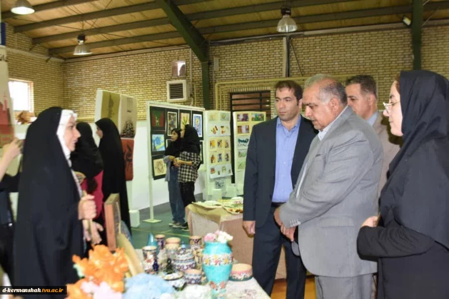 نمایشگاه دستاوردهای دانشجویان دانشگاه ملی مهارت استان کرمانشاه با حضور مسئولان استانی برگزار شد. 15