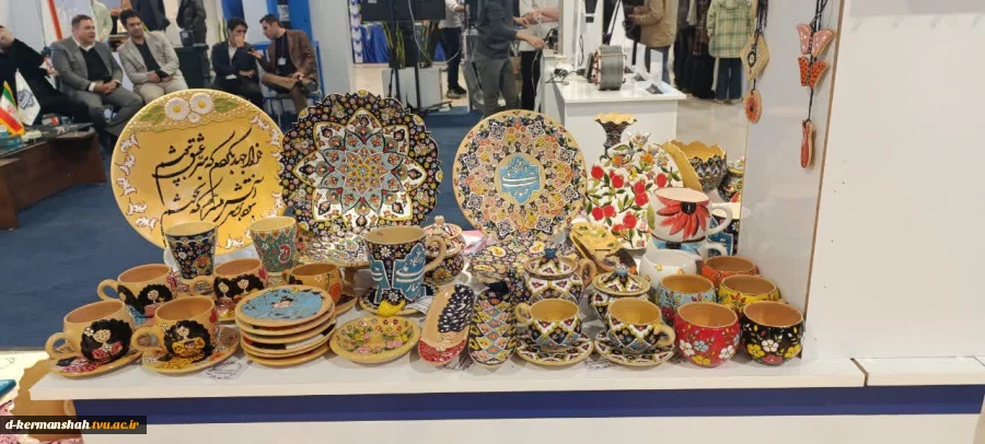 غرفه دانشگاه ملی مهارت واحد استان کرمانشاه در بیست و پنجمین نمایشگاه هفته پژوهش و فناوری 3