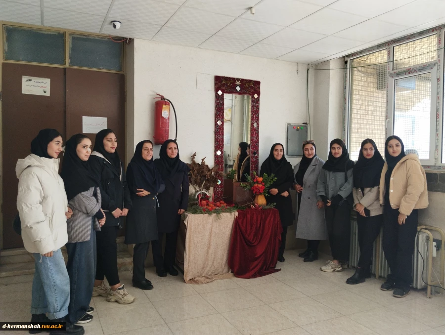 برگزاری جشن شب یلدا در خوابگاه دانشجویی مرصاد با حضور مسئولان دانشگاه ملی مهارت واحد دختران کرمانشاه 3
