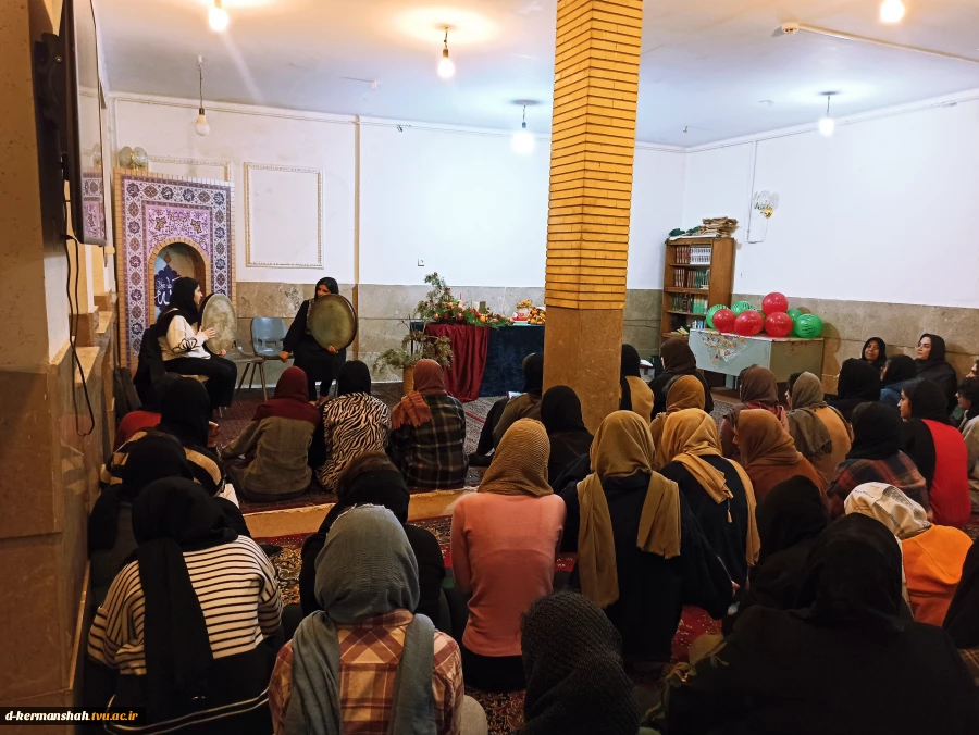 برگزاری جشن شب یلدا در خوابگاه دانشجویی مرصاد با حضور مسئولان دانشگاه ملی مهارت واحد دختران کرمانشاه 4